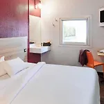 Otel Hotelf1 Lille Metropole