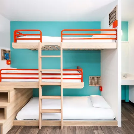 ホテル Hotelf1 Lille Metropole Mons-en-Baroeul