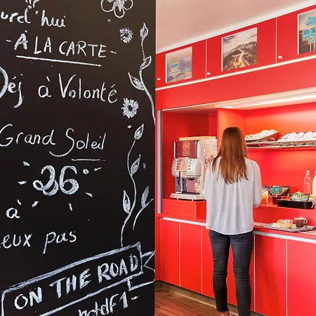 Hotelf1 Lille Metropole