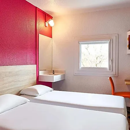 Hotelf1 Lille Metropole Hotell