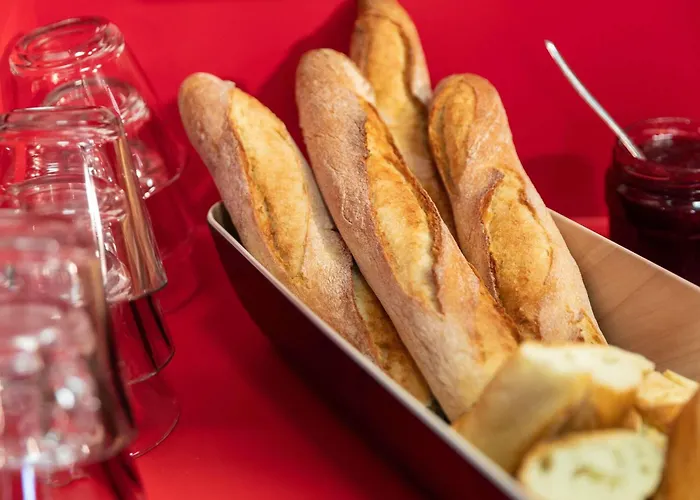 Hotelf1 Lille Metropole *