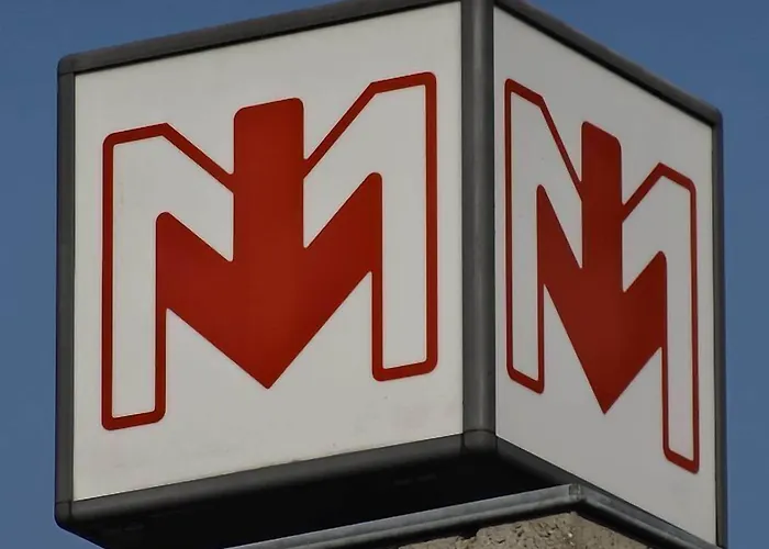 Hotelf1 Lille Metropole